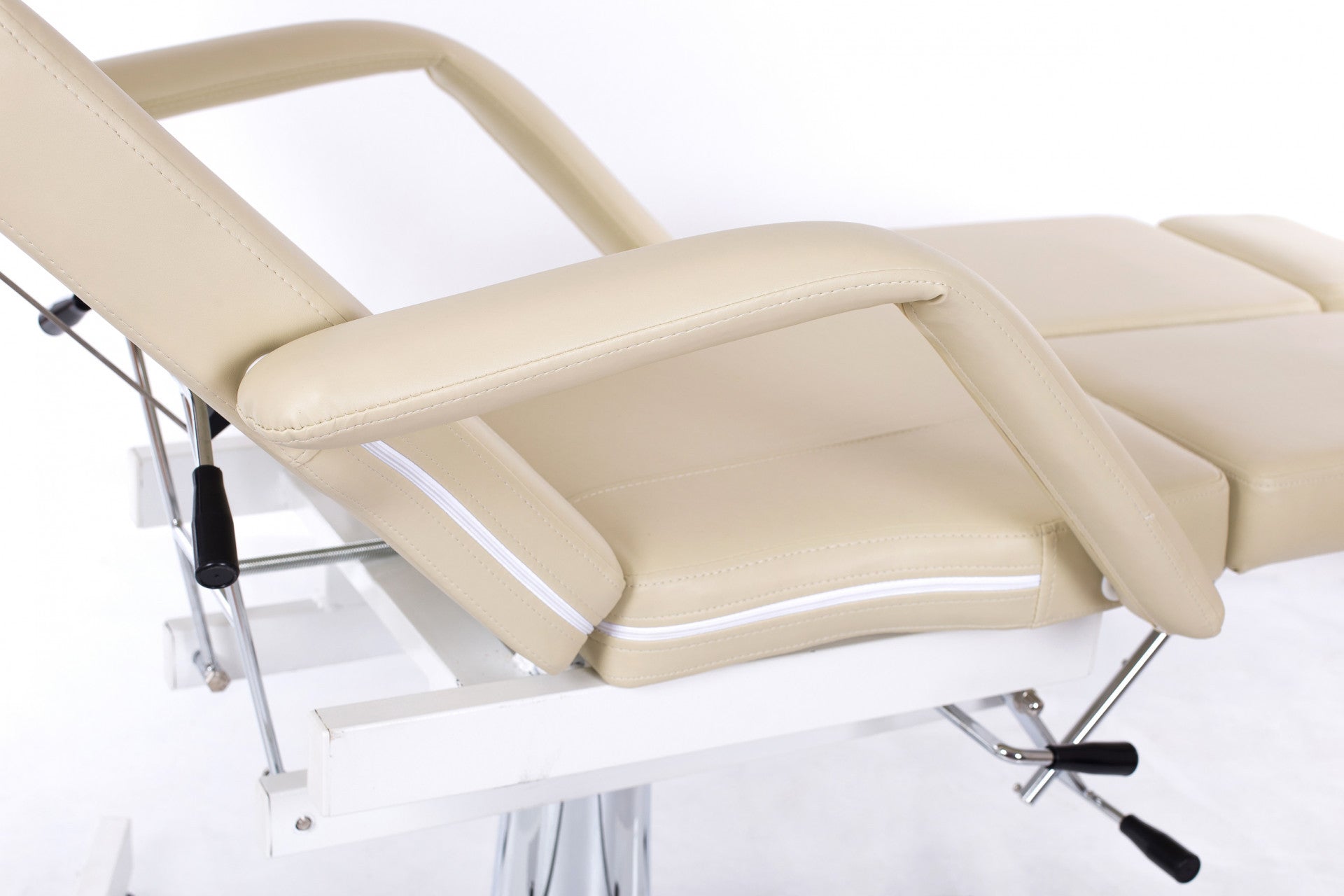 BEIGE - Clients Chair