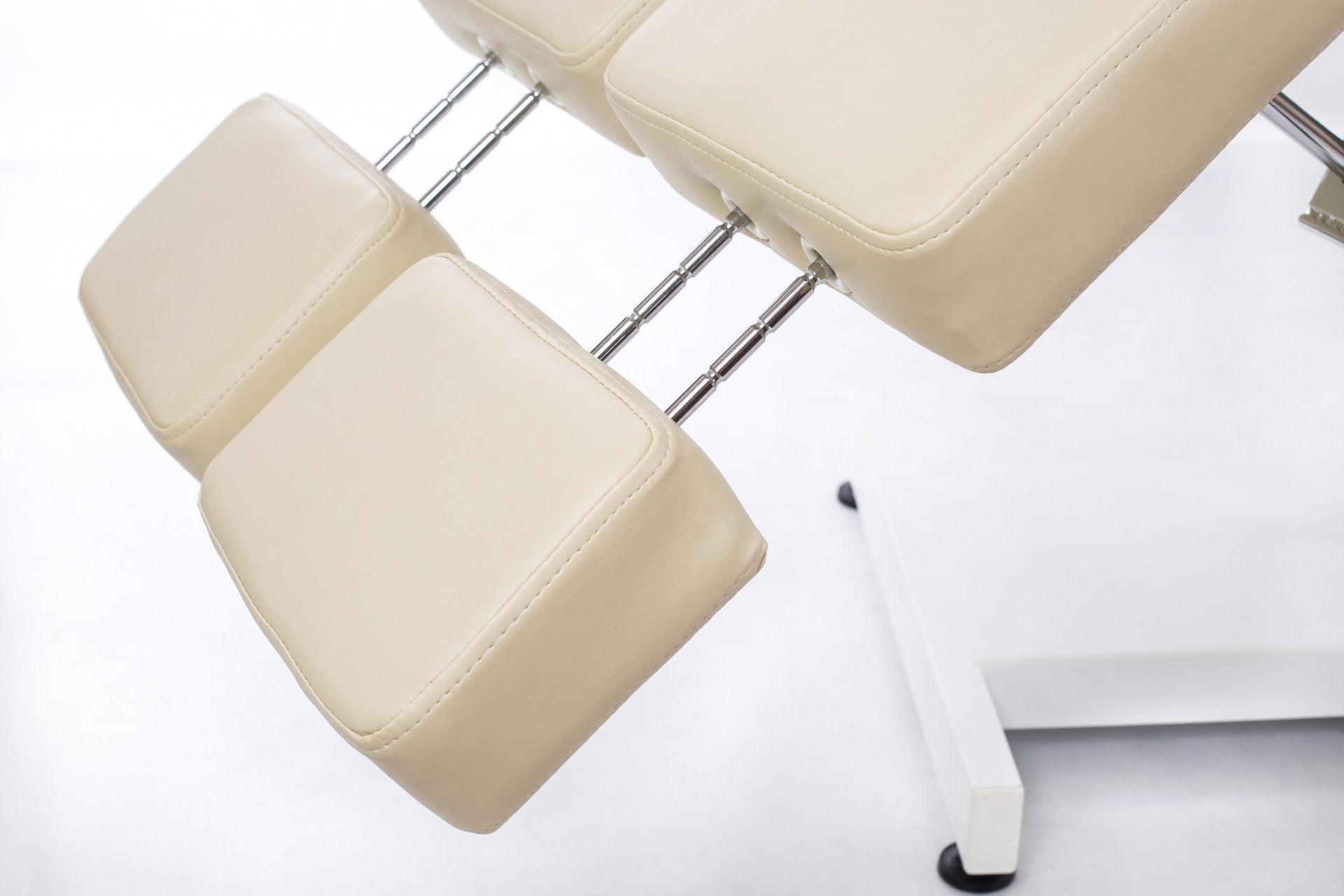 BEIGE - Clients Chair